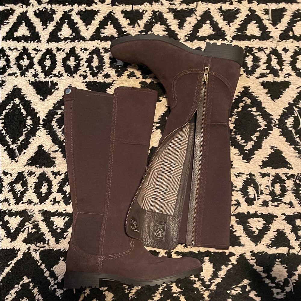 Ariat Women's real leather riding boots 9.5